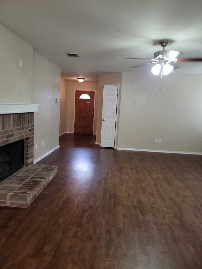 1340 Gayle St - Photo 3 of 19