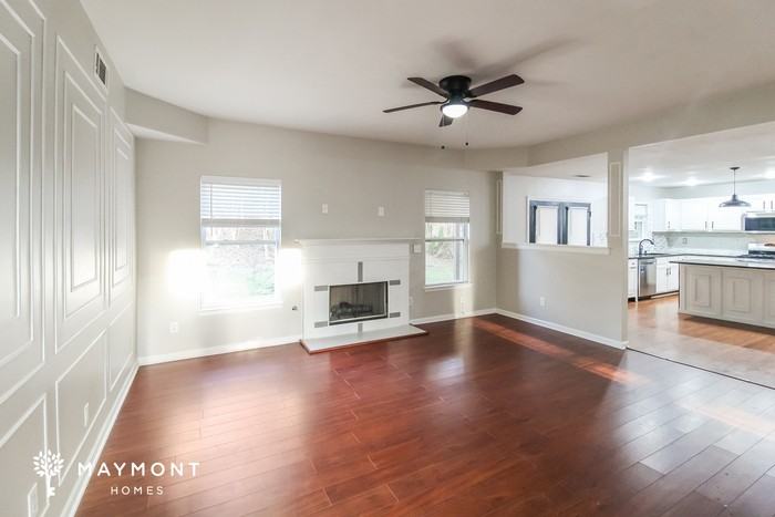 4465 Michael Jay St - Photo 4 of 12