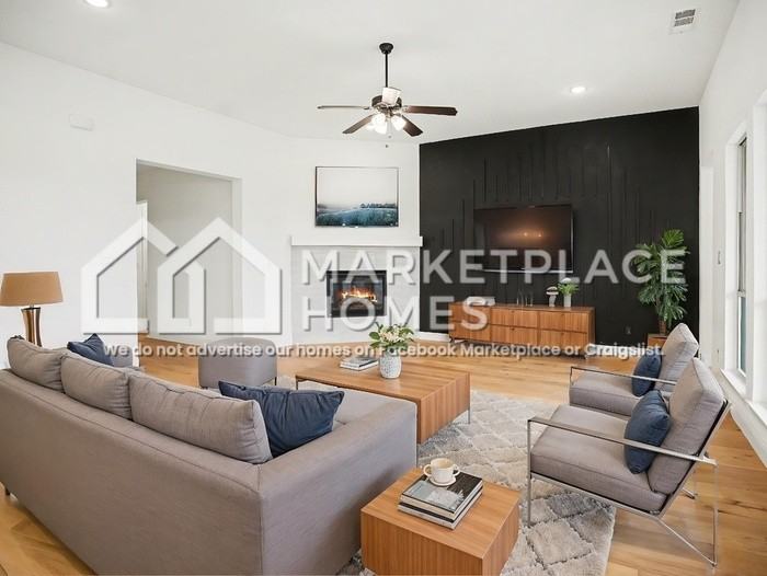 1208 Manor Creek Way - Photo 4 of 27