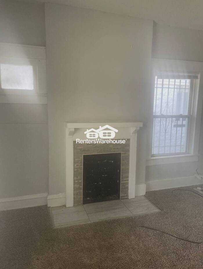 3310 College Ave - Photo 4 of 10