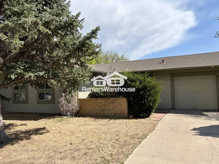 1 Pinon Pl - Photo 2 of 17