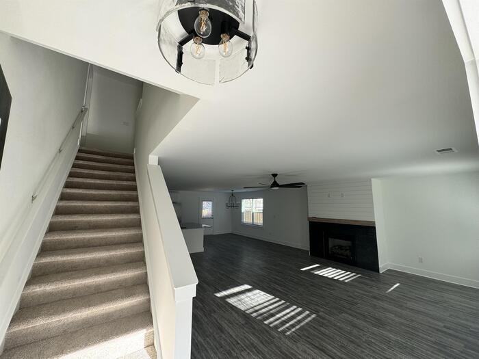 2128 Middlebridge Ct - Photo 4 of 28