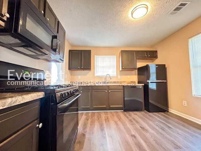 6607 Ivy Log Dr - Photo 3 of 24