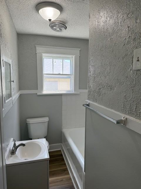 203 Treutland Ave #A - Photo 7 of 13
