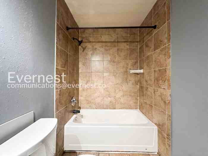 427 Wright St #108 - Photo 7 of 14