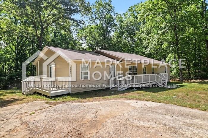 3196 Wallace Lake Rd - Photo 3 of 27