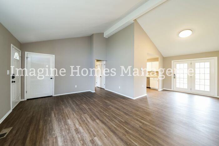 184 Moorewood Ave - Photo 4 of 14