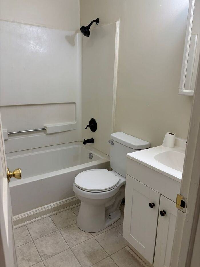 1504 Converse Ave - Photo 5 of 8