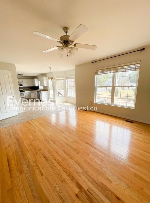 113 Brickert St - Photo 4 of 13
