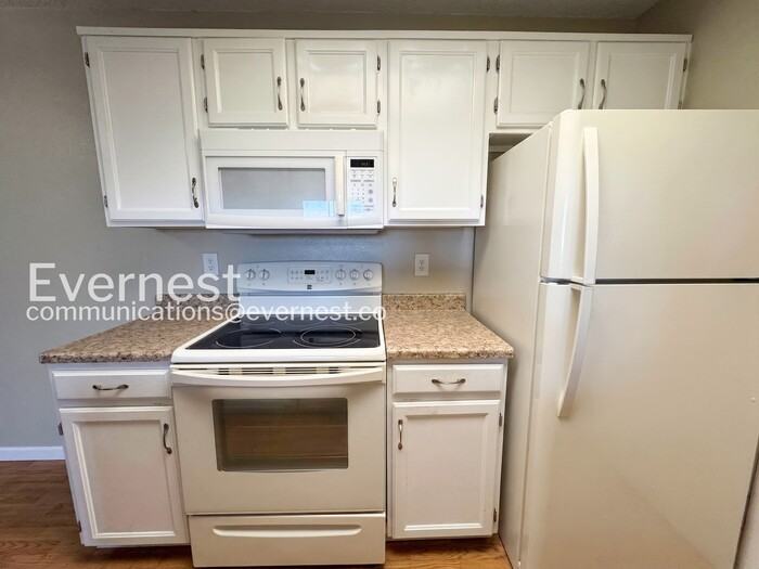8035 W Eastman Pl #304 - Photo 3 of 23