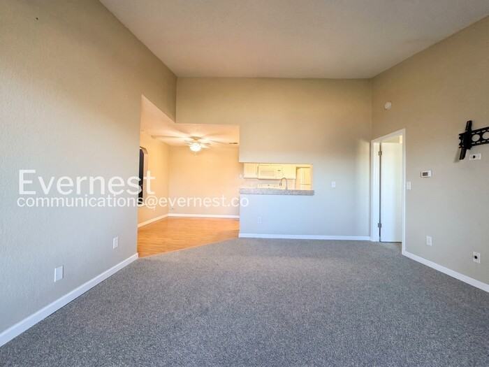 8035 W Eastman Pl #304 - Photo 7 of 23
