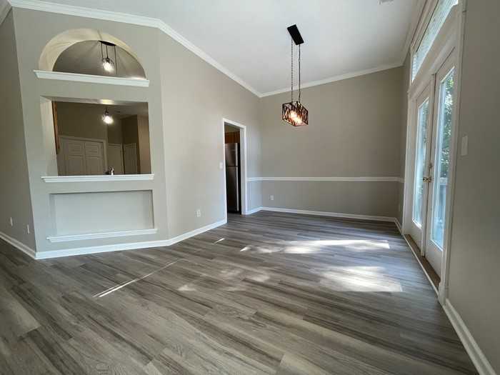8307 Belstead Brook Ct - Photo 7 of 37