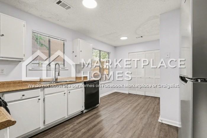 924 Lake Drive Ter - Photo 7 of 22