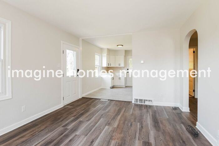 3017 Belleville St - Photo 6 of 18