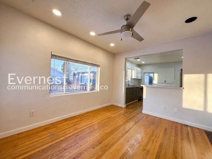 2375 S Lincoln St - Photo 4 of 17