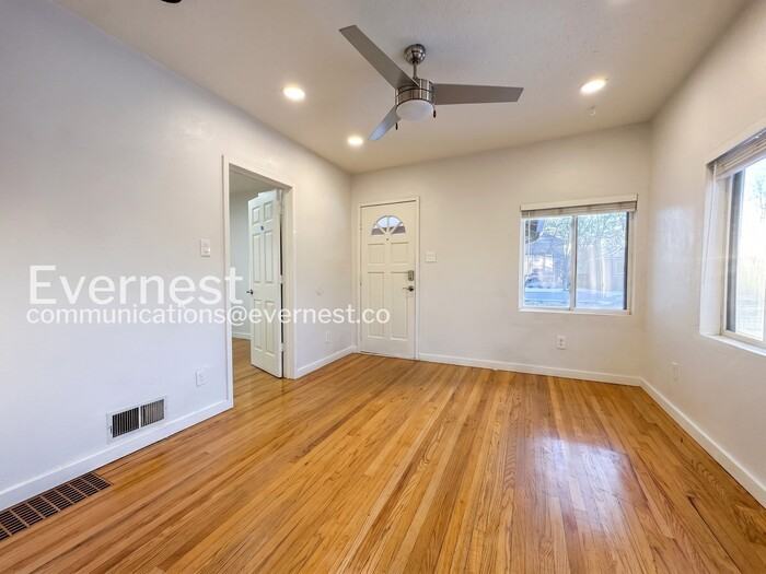 2375 S Lincoln St - Photo 5 of 17
