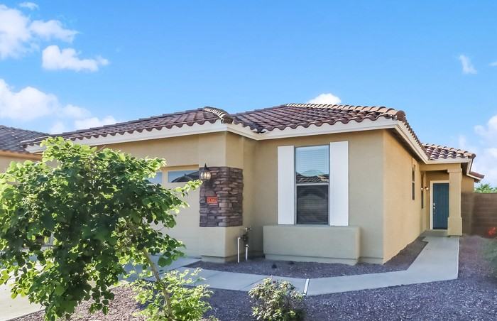 24729 W Dove Rdg - Photo 3 of 16
