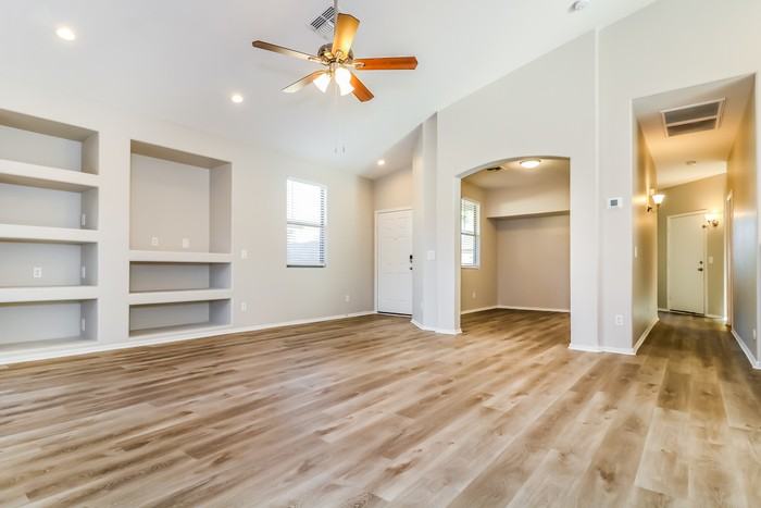 24729 W Dove Rdg - Photo 4 of 16