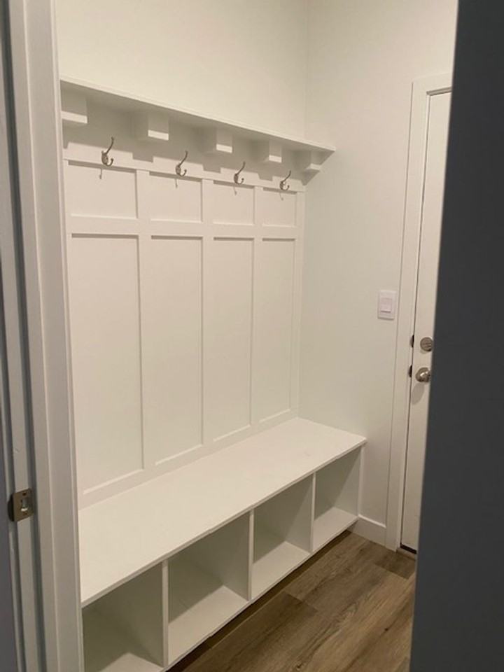 1392 S Gulch Ln - Photo 2 of 12