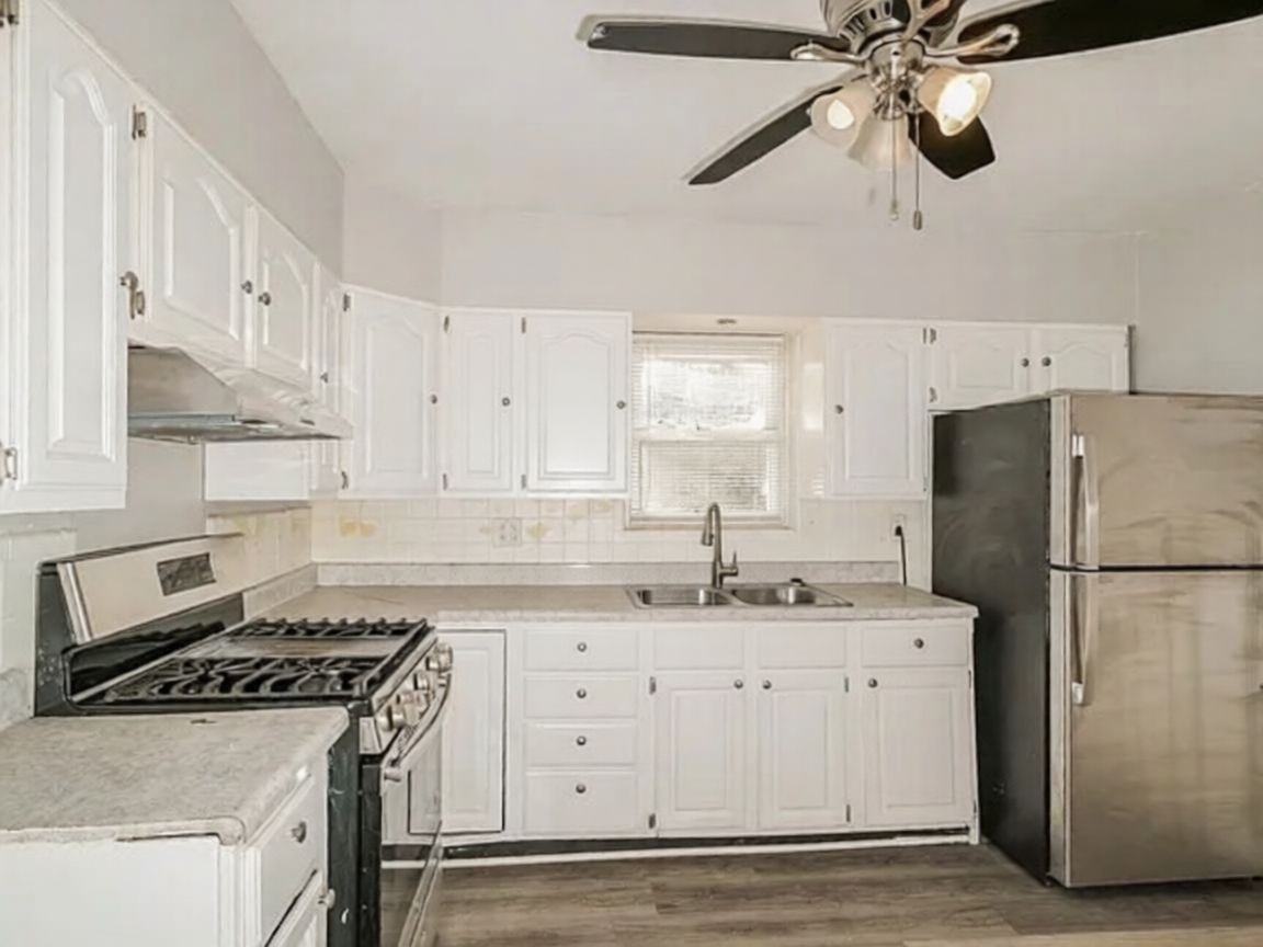6908 Groveland Dr #NA - Photo 3 of 5