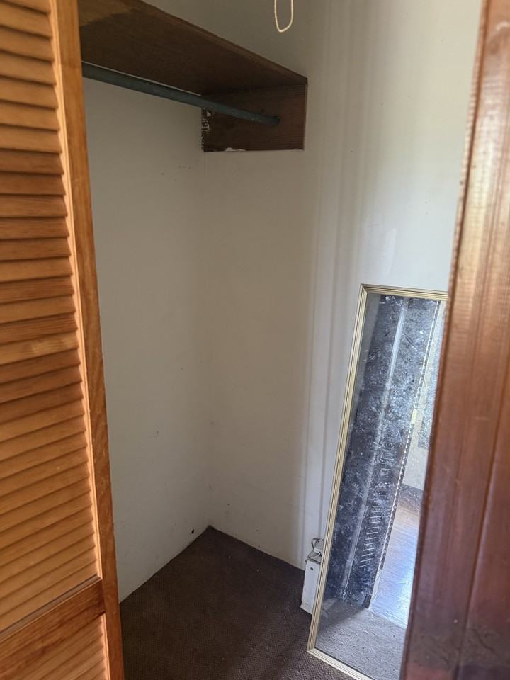 301 Plymouth Dr #1 - Photo 2 of 19
