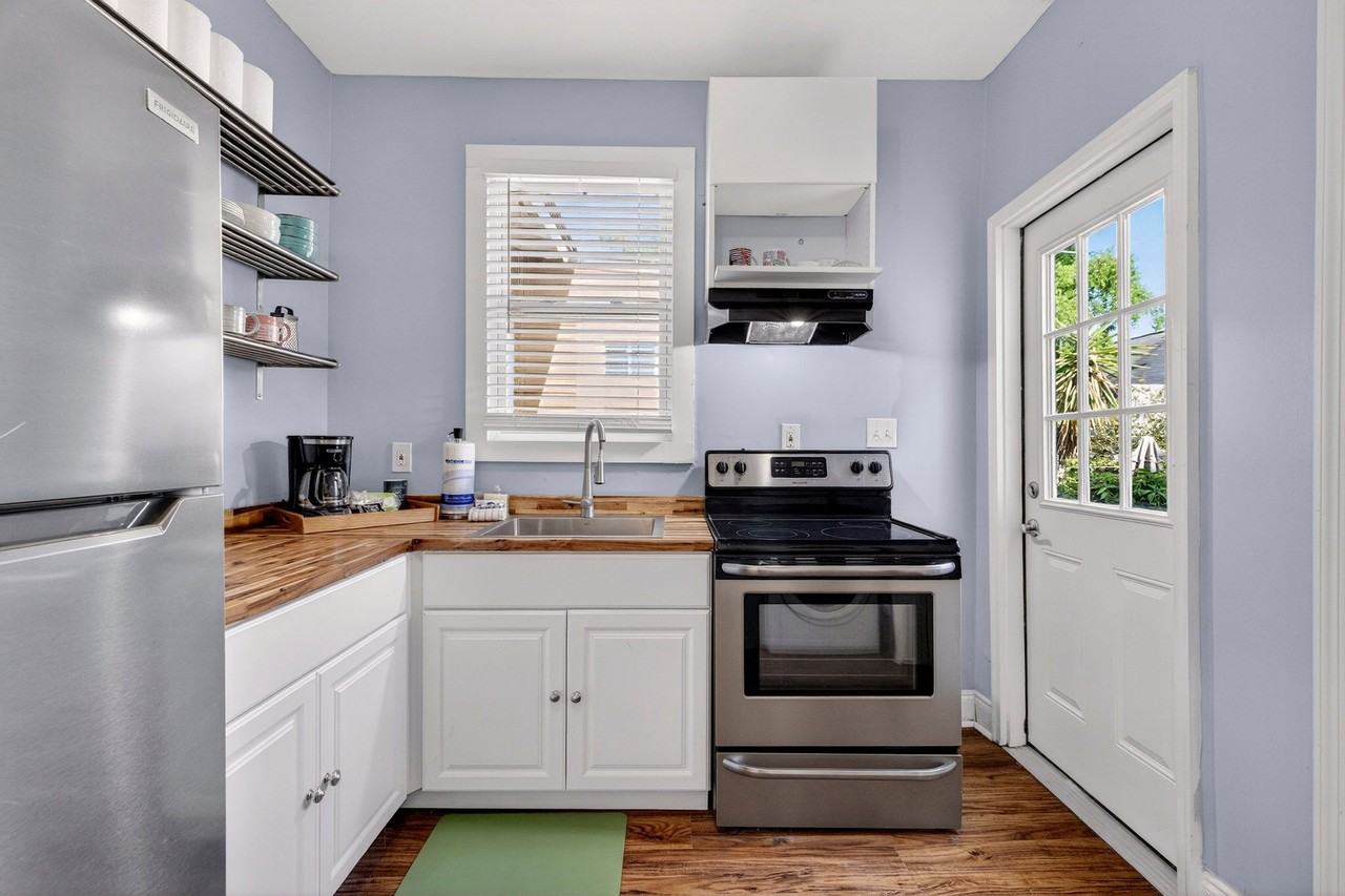 534 E Gordon Ln #NA - Photo 6 of 12