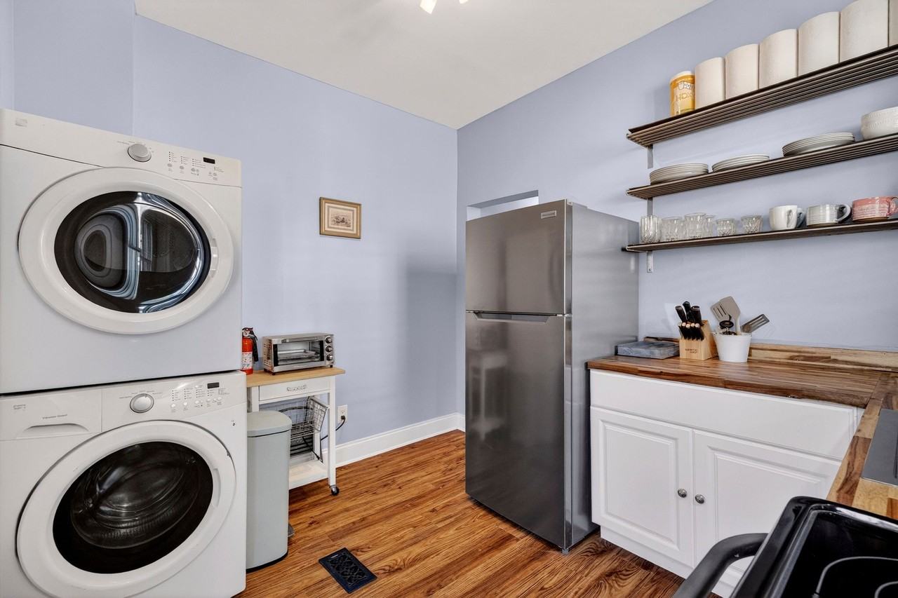 534 E Gordon Ln #NA - Photo 7 of 12