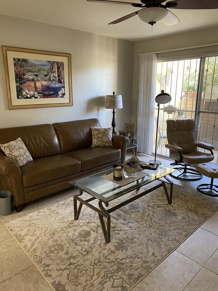 840 S Langley Ave #102 - Photo 5 of 17