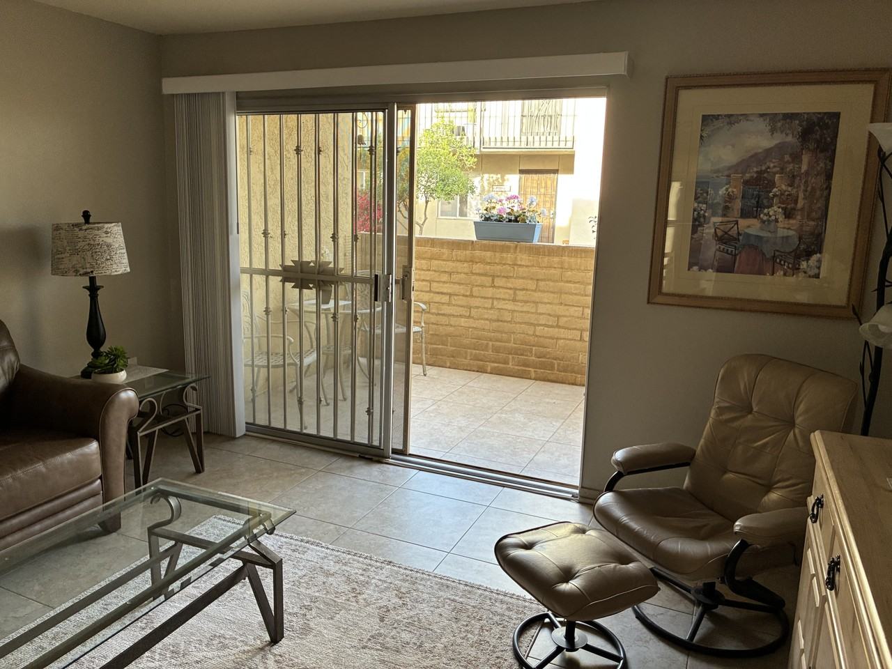 840 S Langley Ave #102 - Photo 7 of 17
