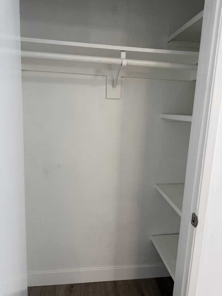 4636 Gleason St #1-2 - Photo 3 of 5