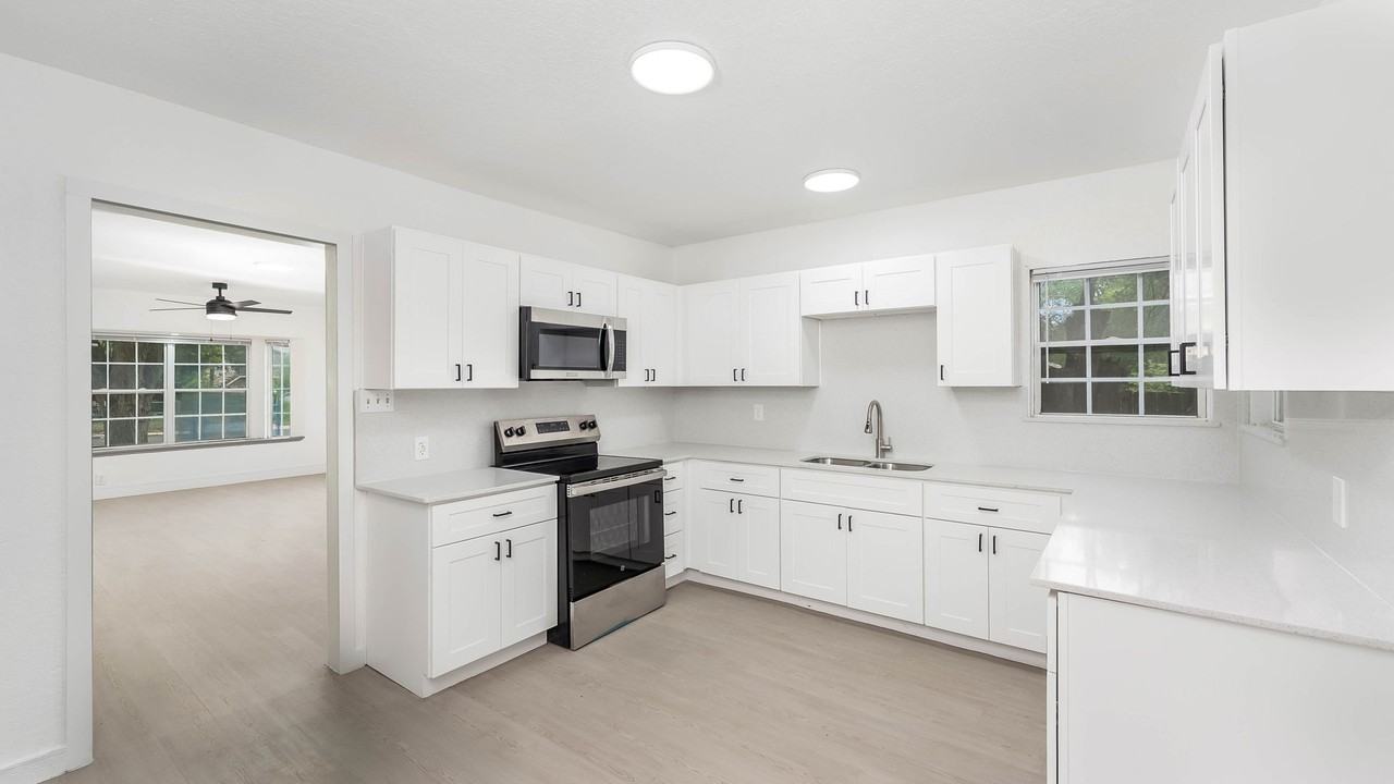 1135 Ceralvo St #NA - Photo 5 of 17