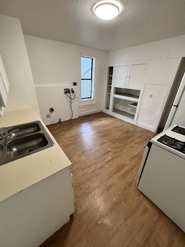 405 N 700 W #NA - Photo 5 of 6