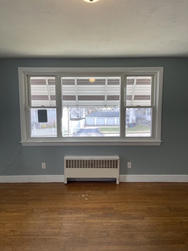 633 Grove St #1 - Photo 5 of 17