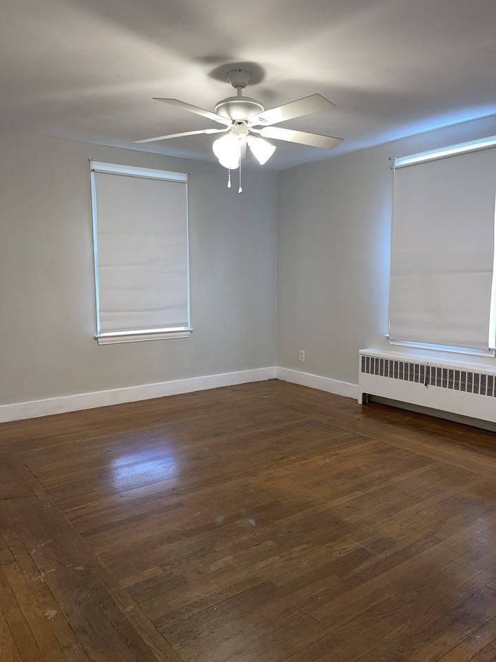 633 Grove St #1 - Photo 7 of 17