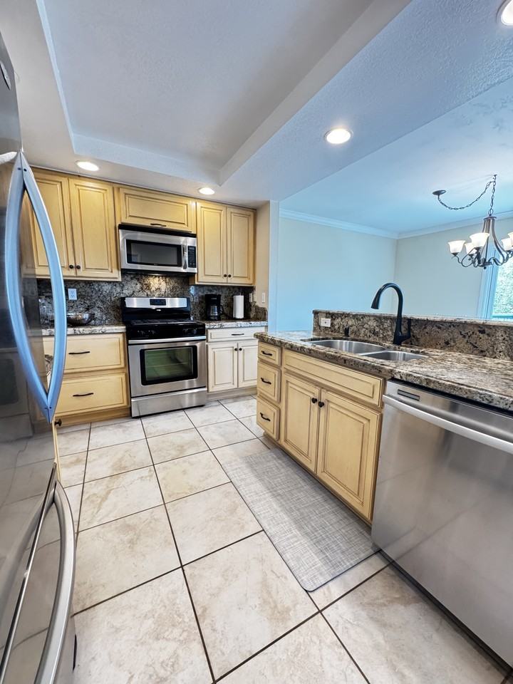 6917 Camino Revueltos #6917 - Photo 7 of 25