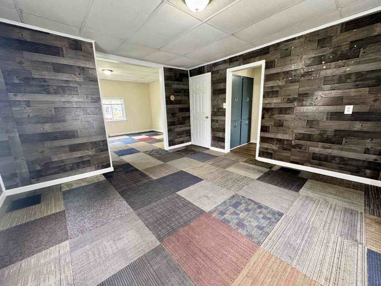 202 Smith Ave Sw #NA - Photo 3 of 12