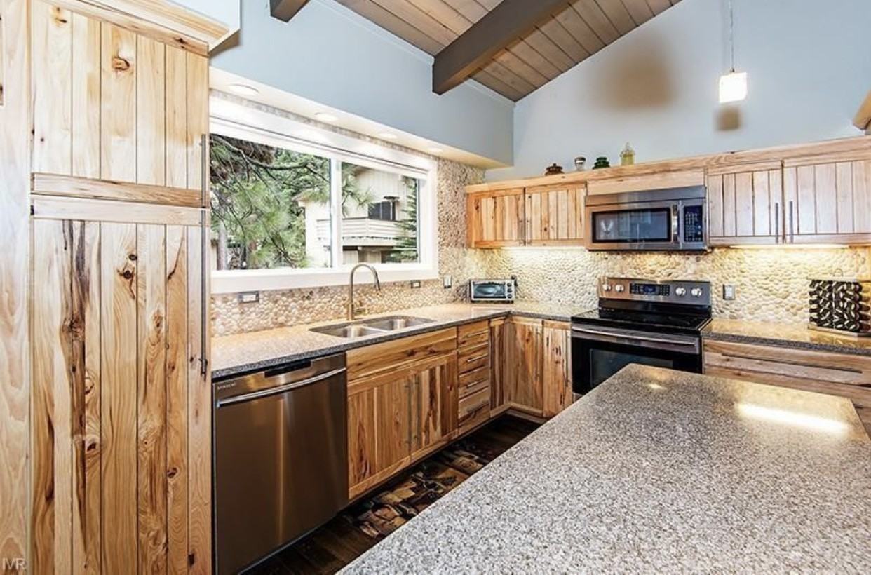 321 Ski Way #38 - Photo 3 of 15