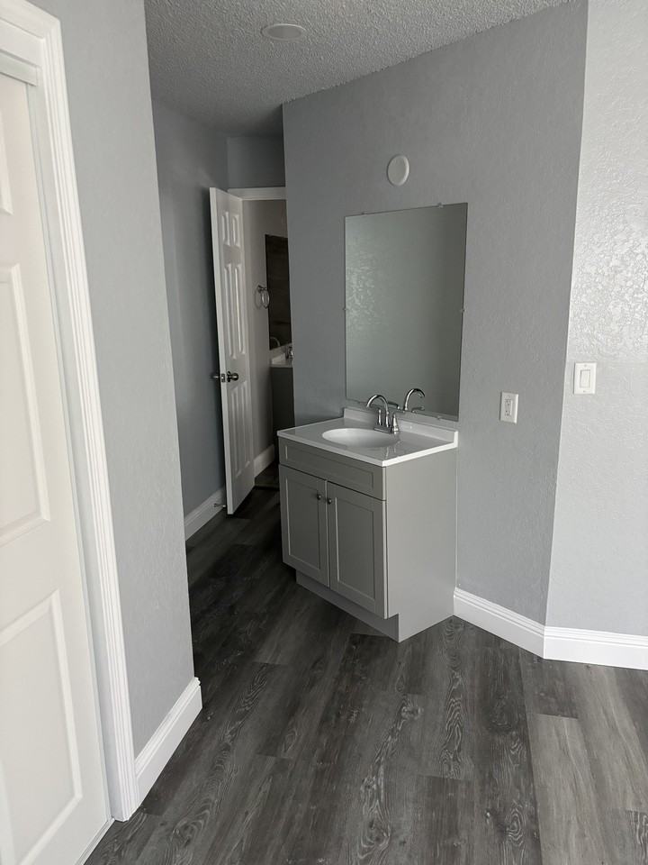 3108 James Ln #3134 - Photo 4 of 9