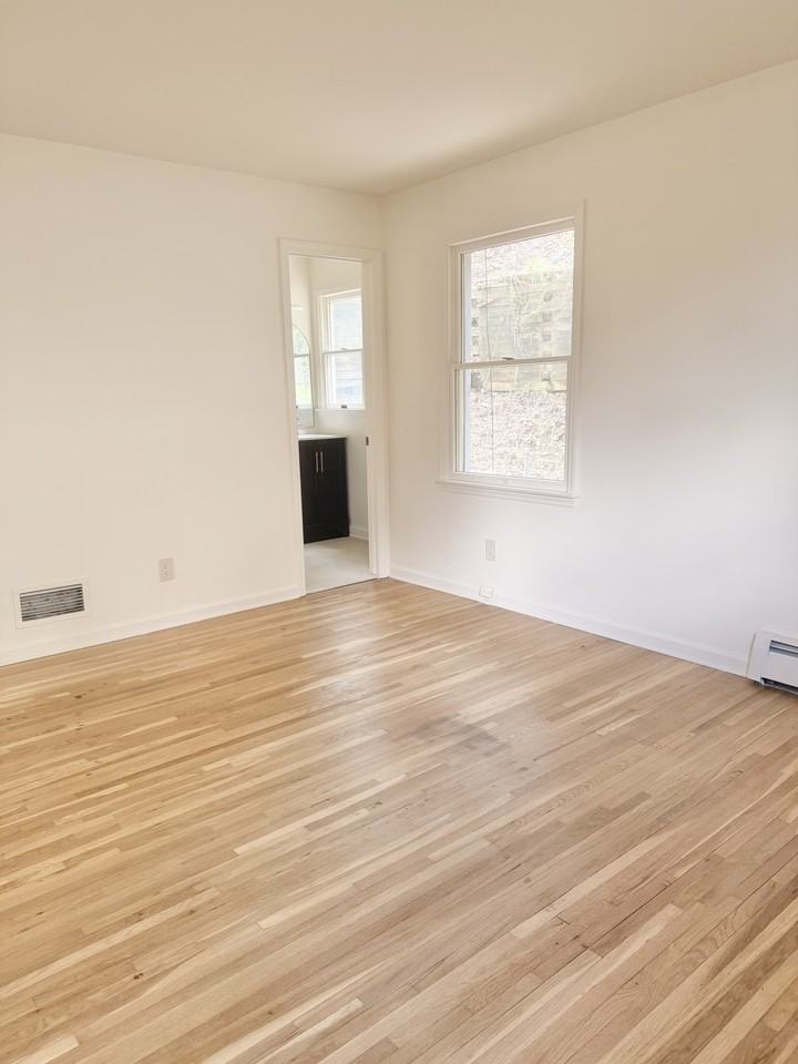 36 W Prospect St #1 - Photo 7 of 12