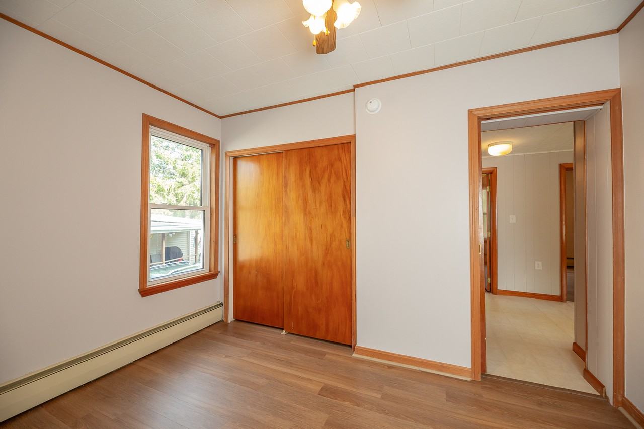 23 Lafayette St #1 - Photo 4 of 13