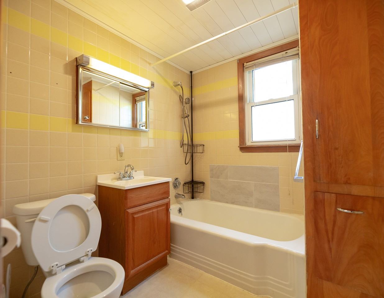 23 Lafayette St #1 - Photo 6 of 13