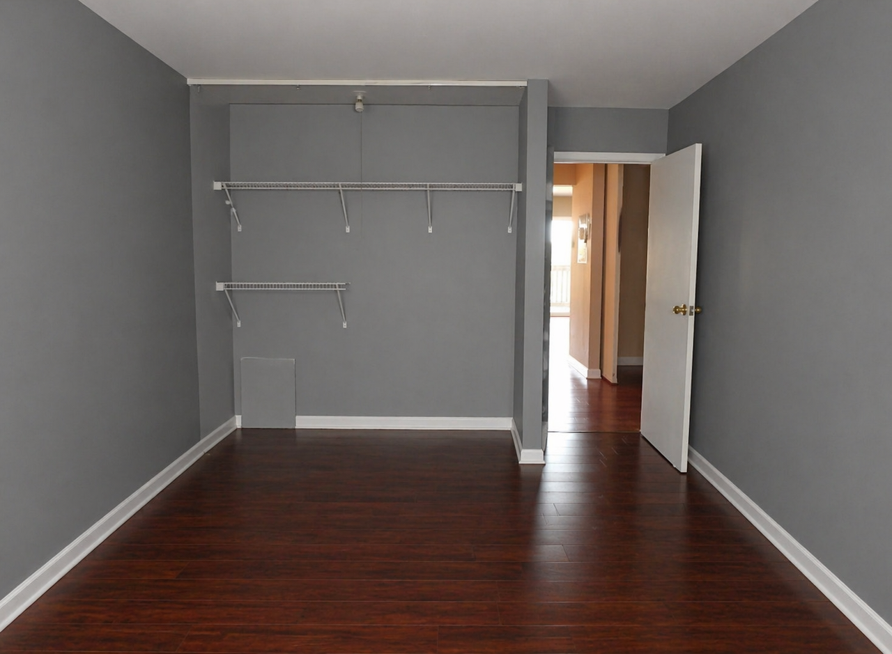 5852 Forest View Rd #F - Photo 5 of 7