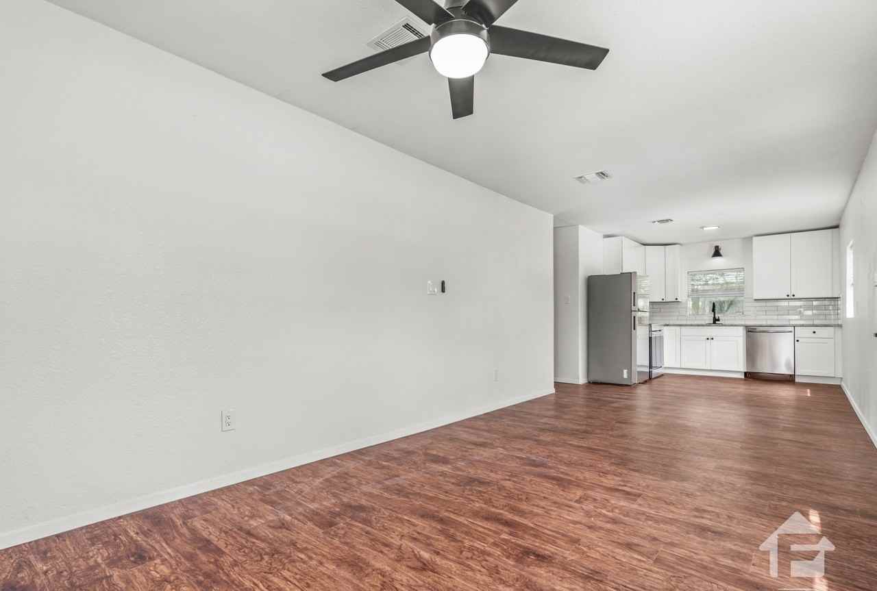 1824 Katy St #NA - Photo 6 of 20