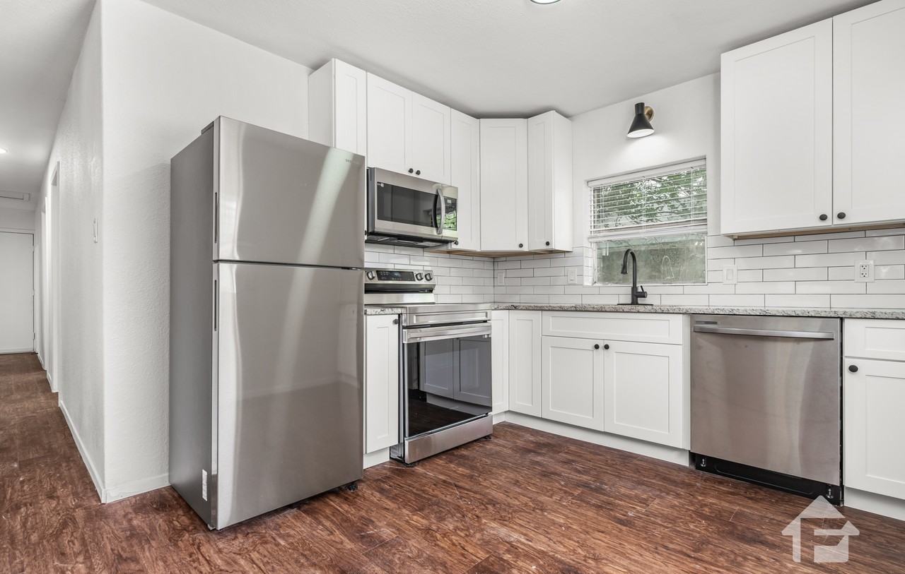 1824 Katy St #NA - Photo 7 of 20