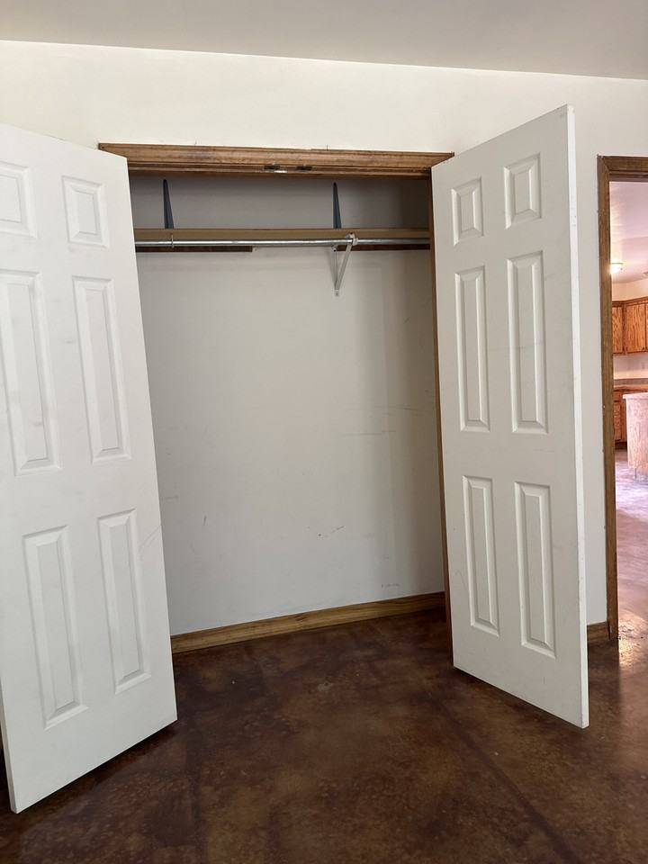 311 Colonial Dr #1 - Photo 3 of 10