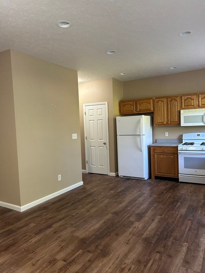 3908-3912 Ledyard St. - Photo 3 of 17
