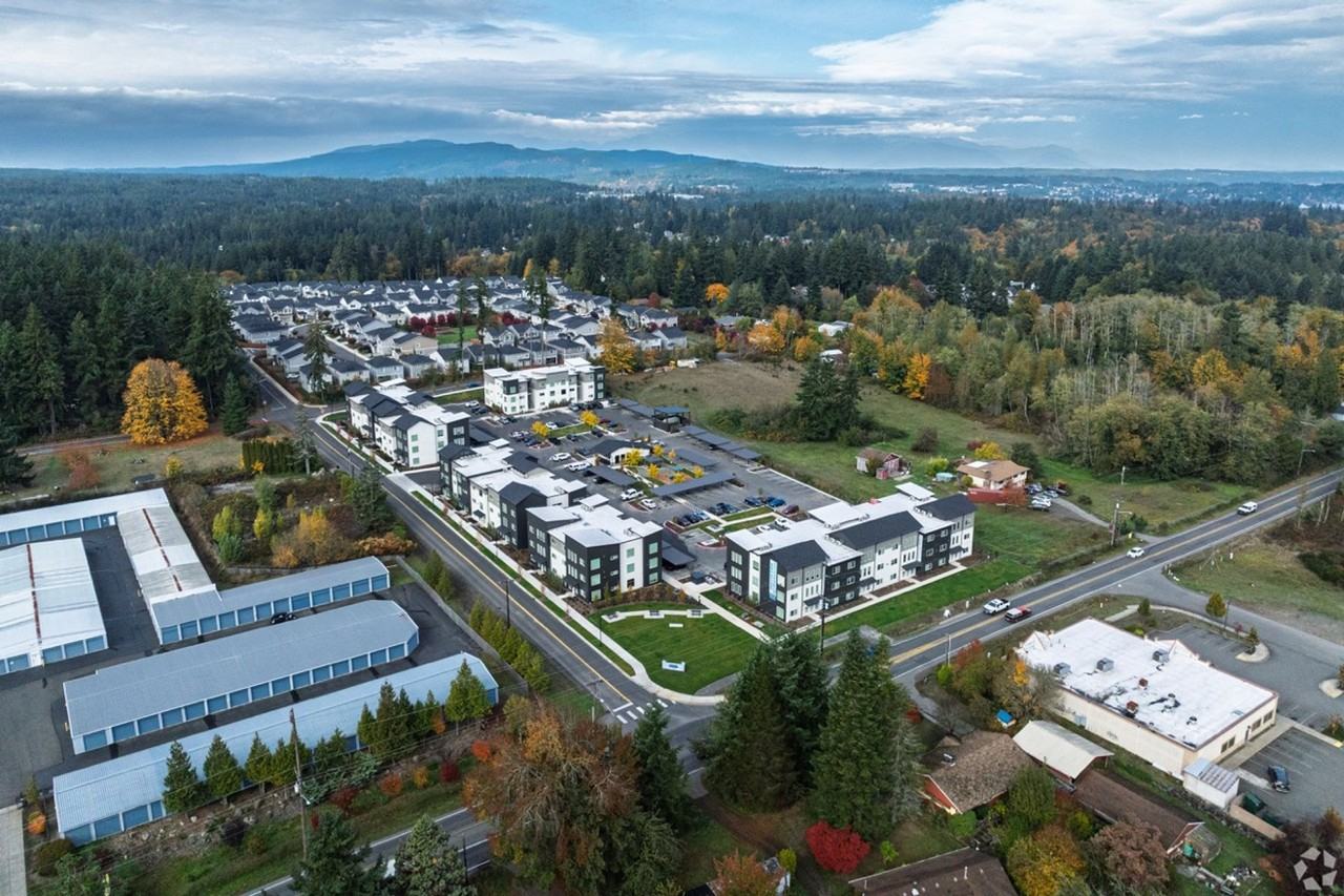 Blueberry Apartments - Photo 5 of 50