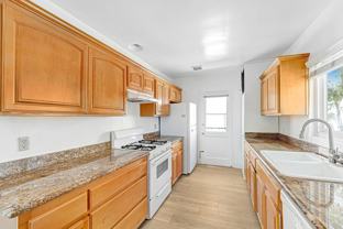 1975 S. Beverly Glen, near Rancho Park! - Photo 1 of 1