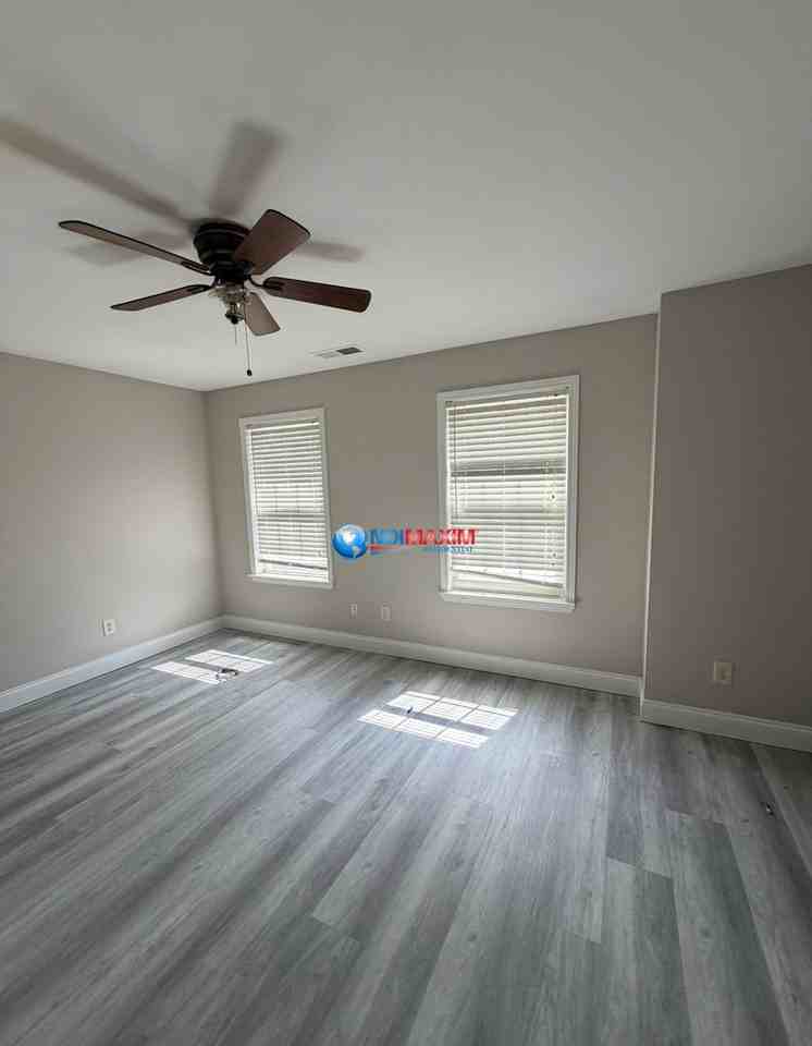 455 Roland Manor Dr - Photo 6 of 15