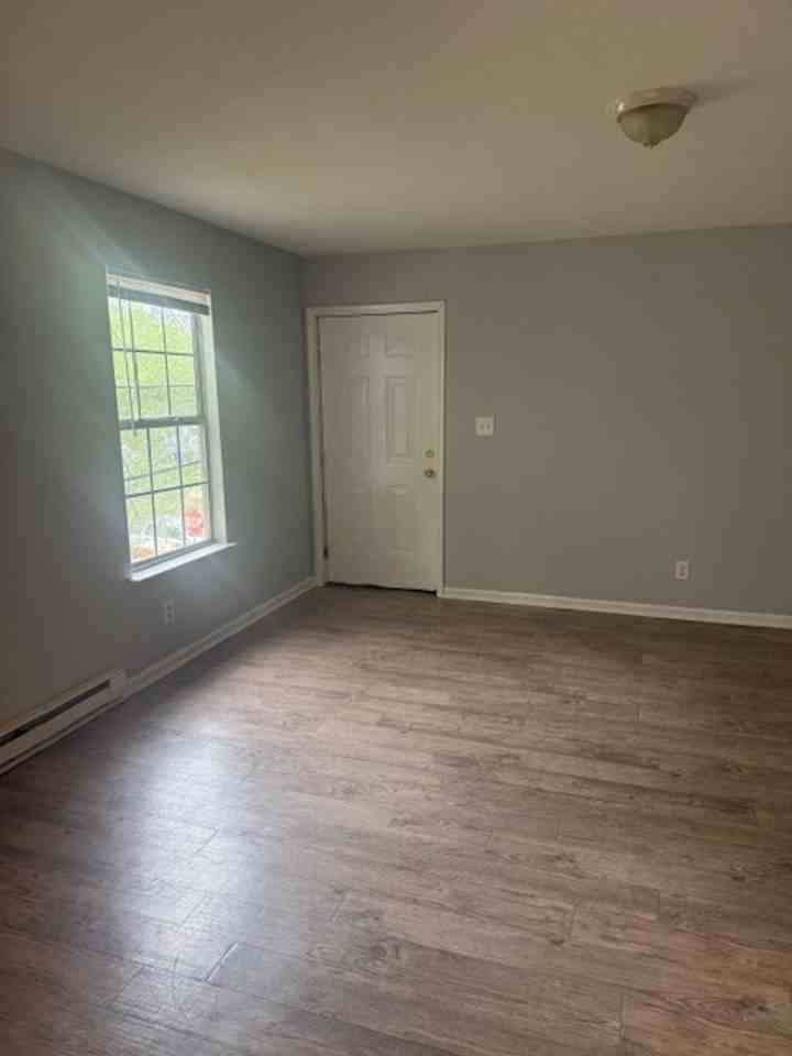 7996 Diggs Rd #D - Photo 5 of 27